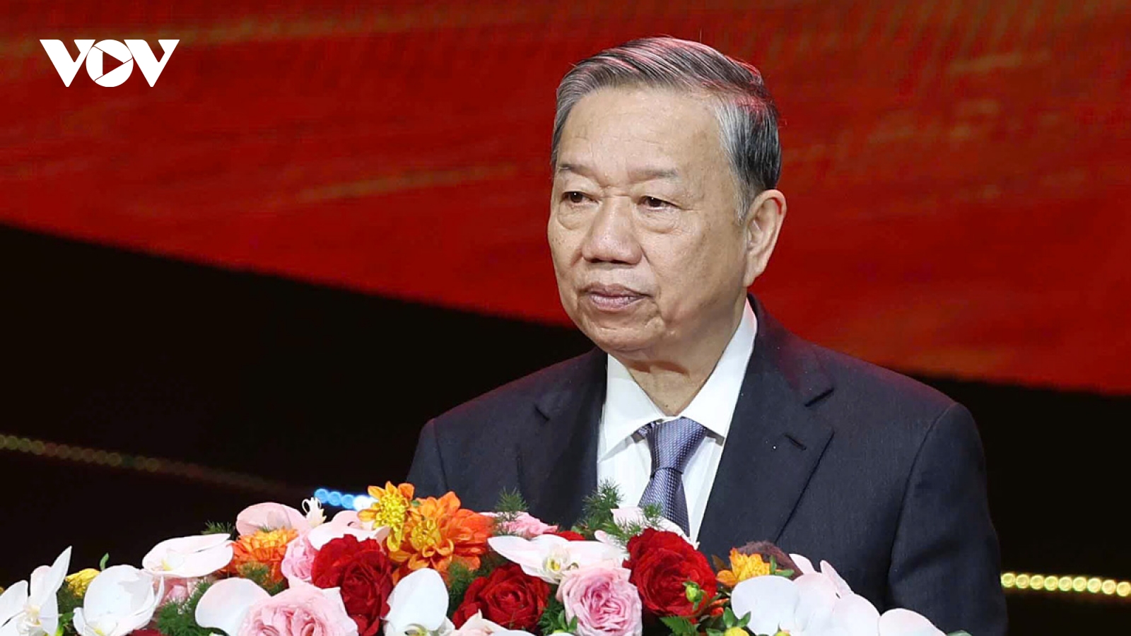 Party leader To Lam requests hastening digital transformation among businesses